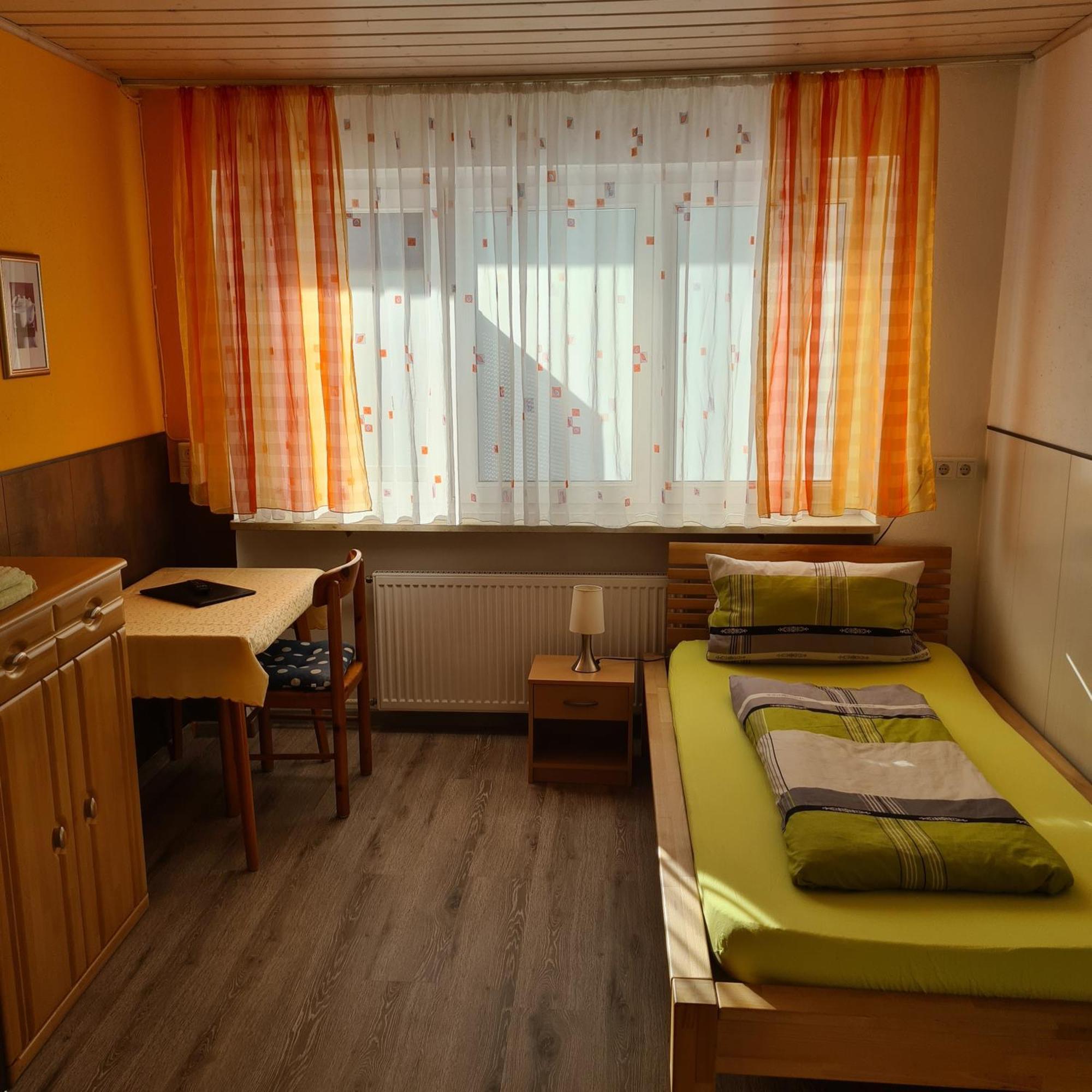 Pension Wolkenstein Лангенбрук Экстерьер фото