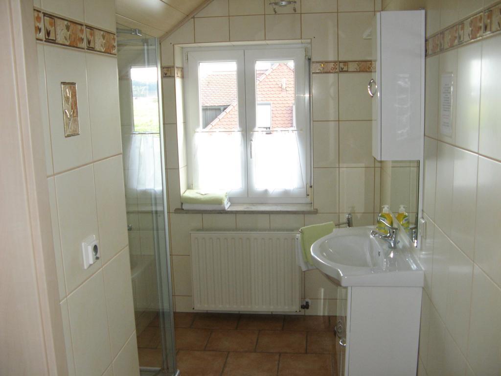Pension Wolkenstein Лангенбрук Номер фото